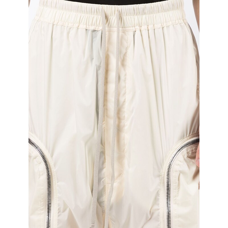 Jack & Jones RELAXED FIT - Shorts - olive night/oliva