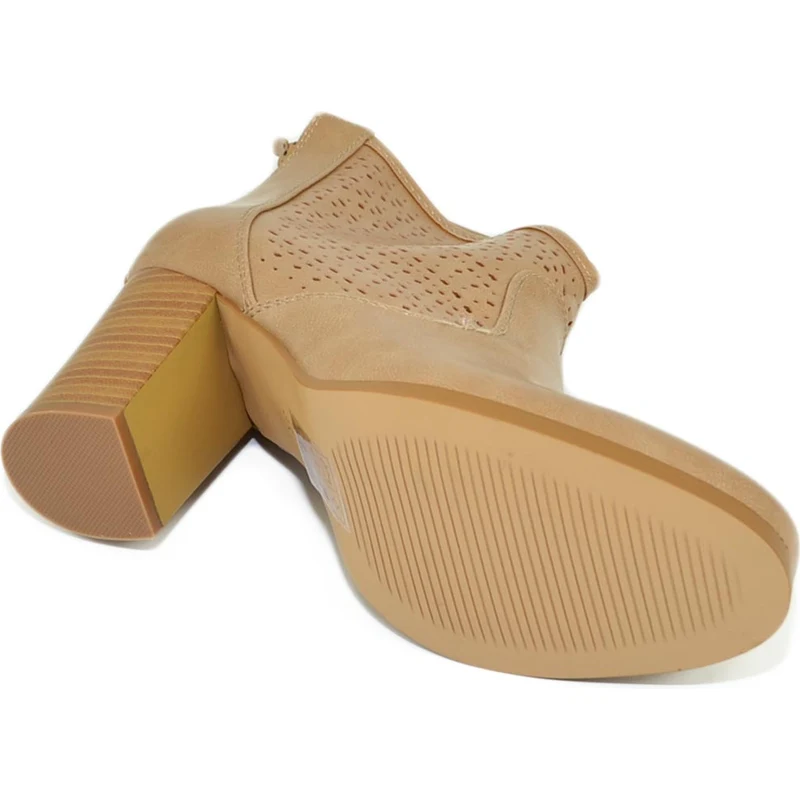Stivaletto Tronchetto In Camoscio Beige Per Donna – Tacco A Spillo Basso 5 Cm, Vestibilità Over Con Zip, Modello Basic Malu Shoes