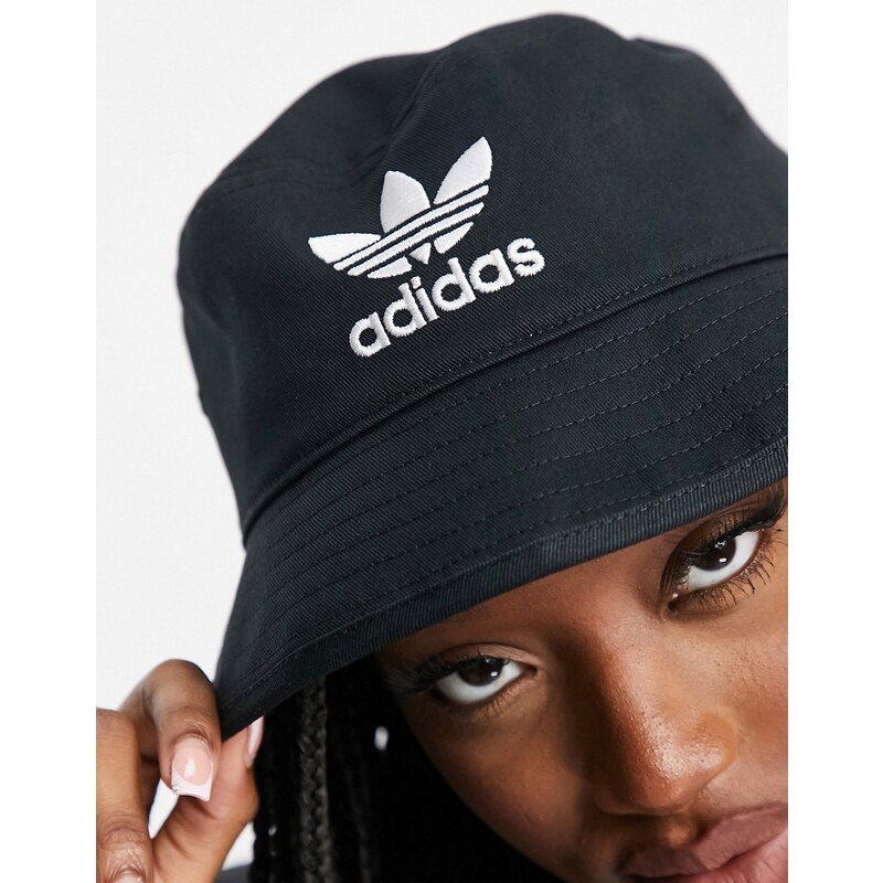 adidas Originals - Cappello da pescatore nero con logo