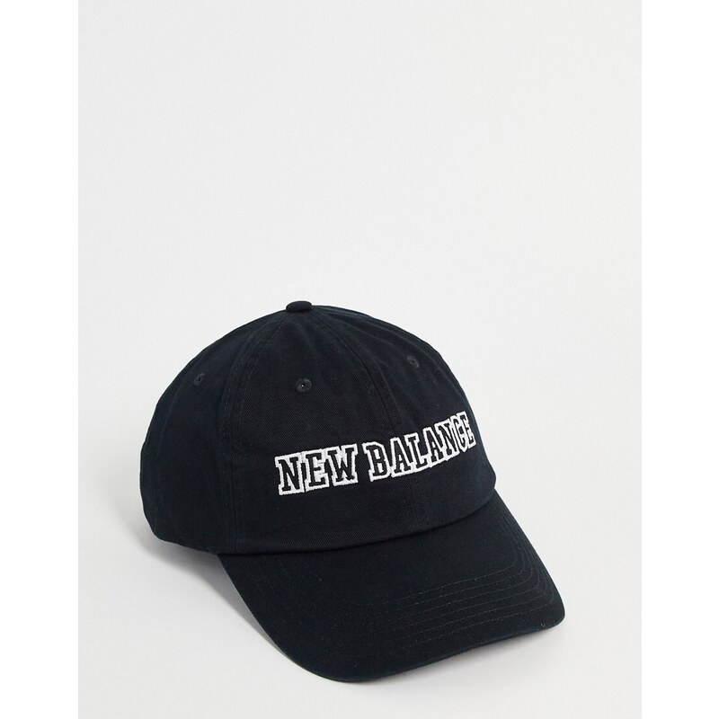 New Balance - Cappello con visiera nero con logo stile college