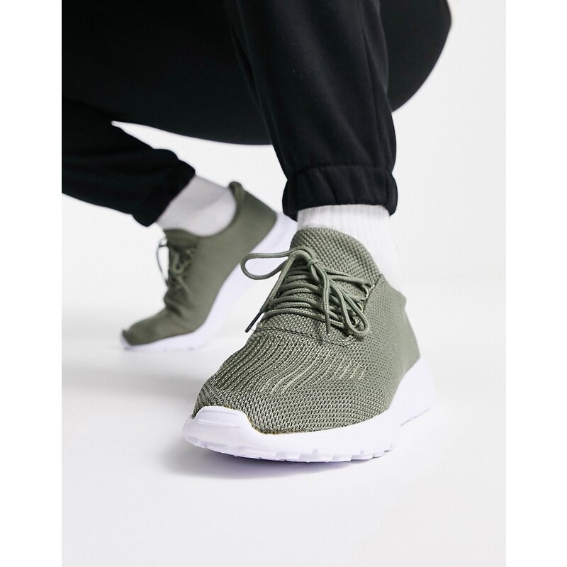 New Look - Sneakers in maglia verde kaki scuro