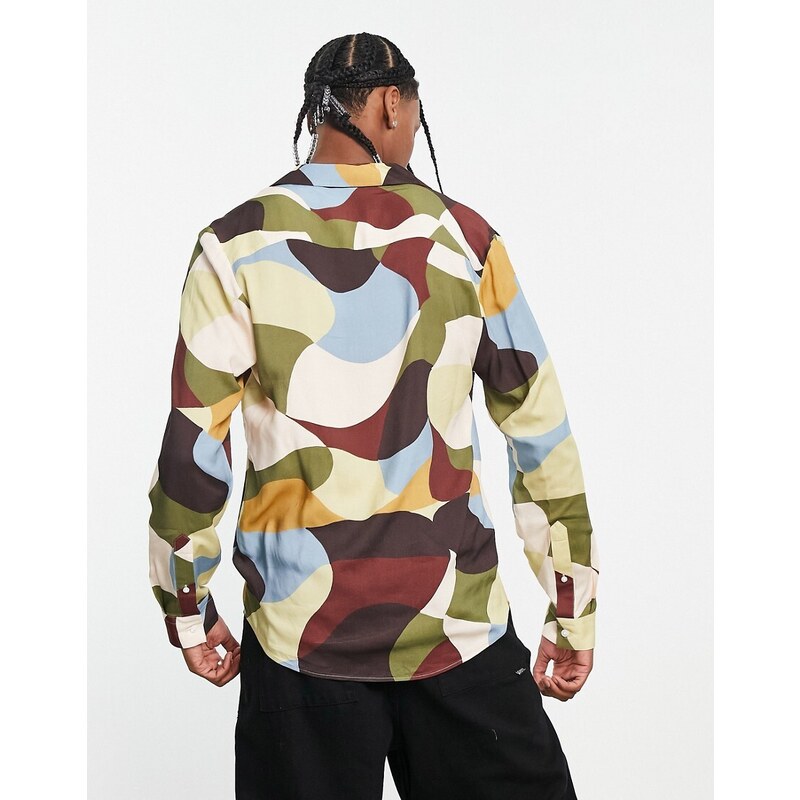 ASOS DESIGN - Camicia con rever e stampa astratta-Multicolore