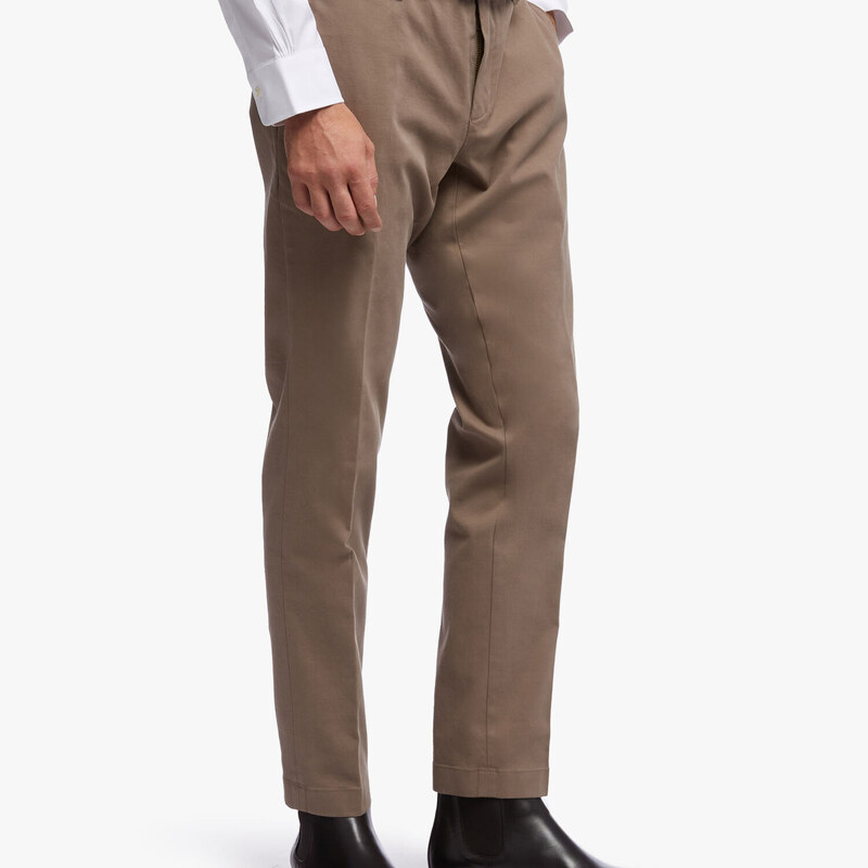 Brooks Brothers Pantalone chino Soho extra-slim fit, in twill di cotone stretch - male Pantaloni casual Marrone chiaro 34