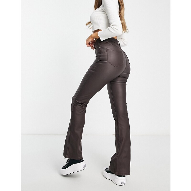 New Look - Jeans a zampa marrone scuro spalmato-Nero