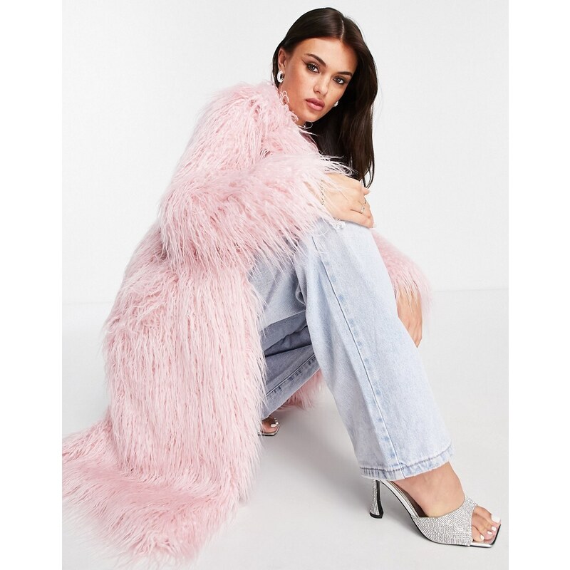 Miss Selfridge - Cappotto lungo rosa chiaro in pelliccia sintetica