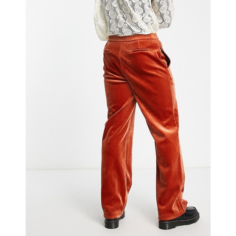 Reclaimed Vintage - Pantaloni da abito unisex in velluto color ruggine - In edizione limitata-Arancione