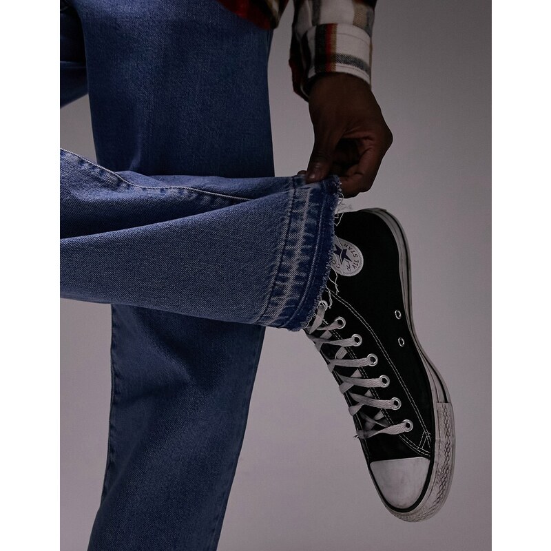Topman - Jeans dritti con fondo lavaggio medio-Blu