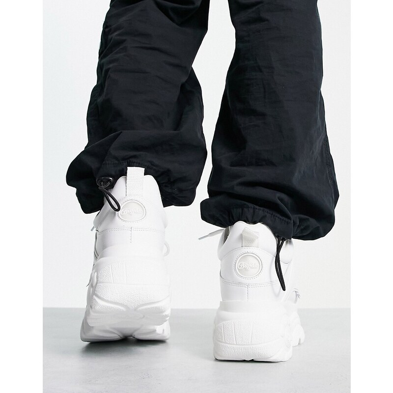 Buffalo London - Sneakers classiche con suola spessa bianche-Bianco