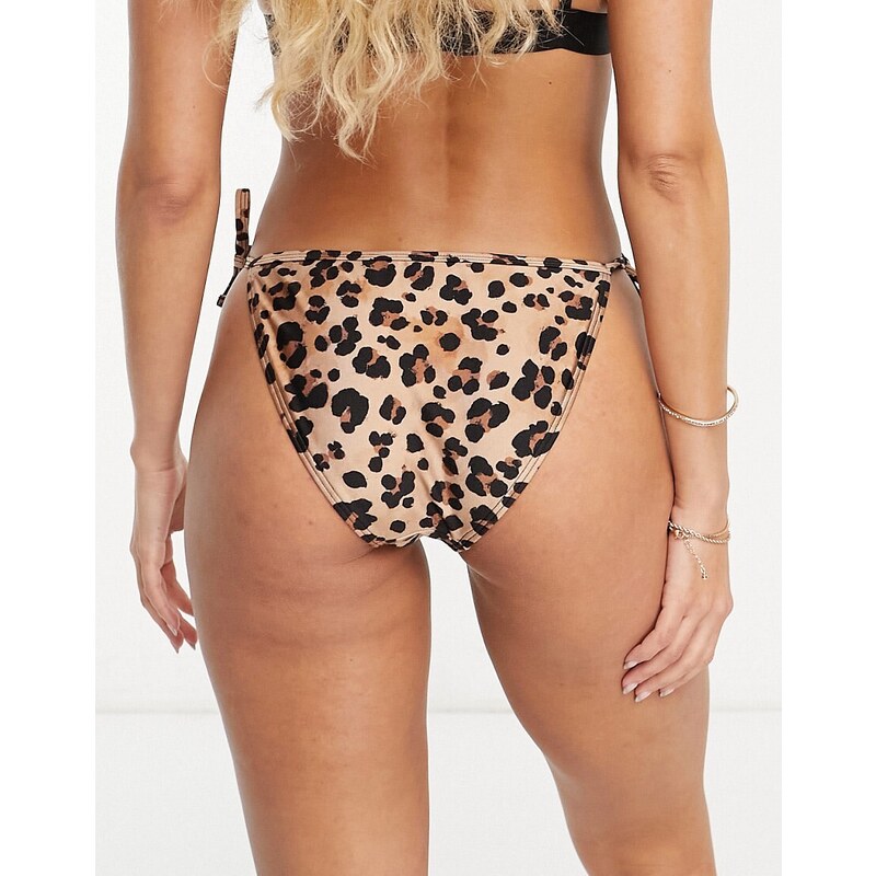 New Look - Slip bikini marroni con stampa leopardata e laccetti laterali-Brown
