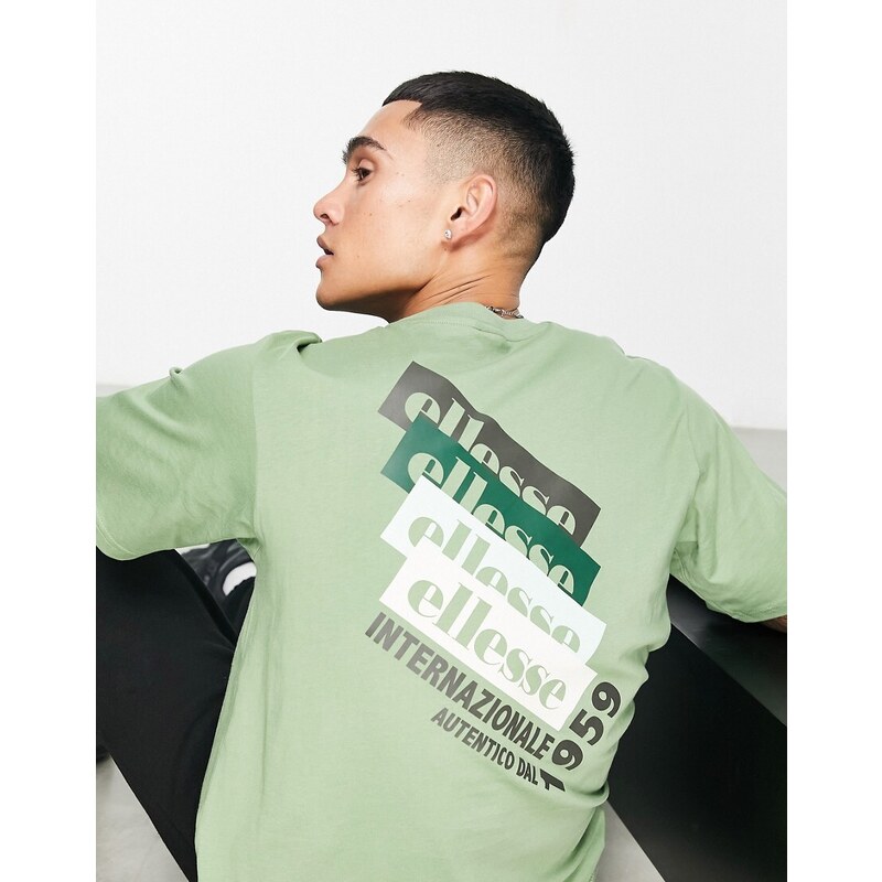 ellesse - Faharo - T-shirt verde con stampa ripetuta sul retro