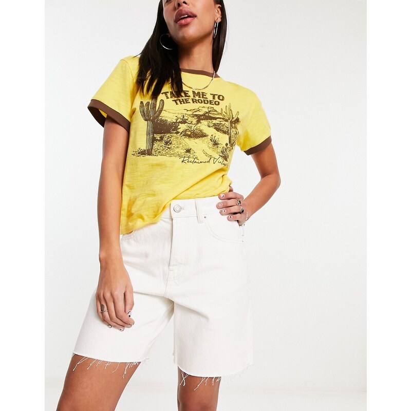 Bershka Pantaloncini di jeans taglio lungo bianchi a vita alta con fondo grezzo Bianco Stileo