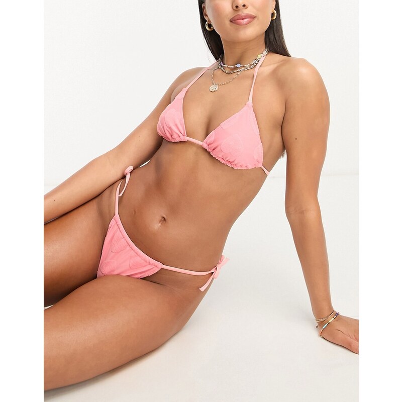 Miss Selfridge - Slip bikini in spugna rosa a cuori con allacciatura laterale