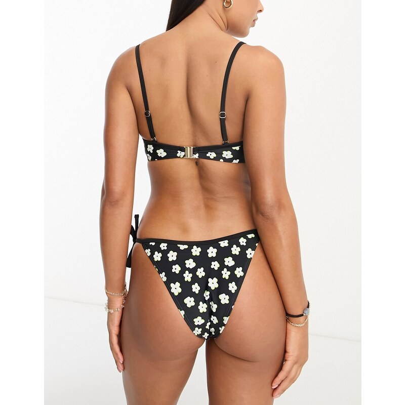 New Look - Slip bikini a fiorellini con allacciatura laterale-Black