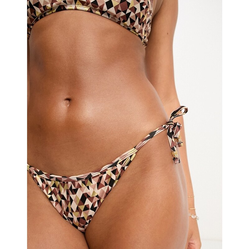 New Look - Slip bikini con motivo geometrico marrone e allacciatura laterale-Brown
