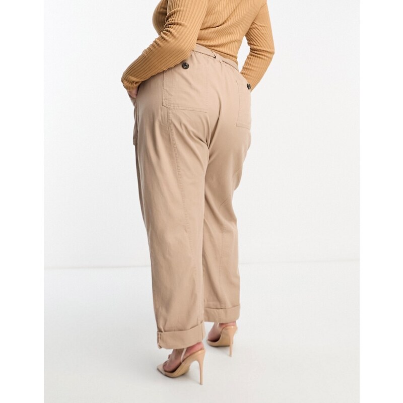 River Island Plus - Pantaloni multitasche in misto lino beige con cintura-Neutro