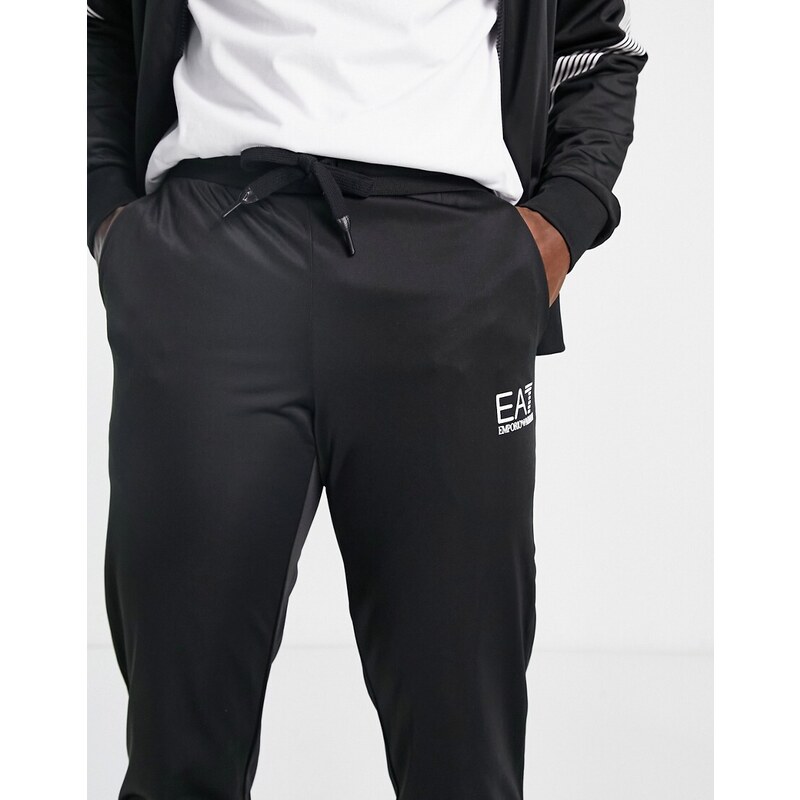 Armani - EA7 - Tuta sportiva nera con giacca con collo a imbuto e zip e joggers-Nero