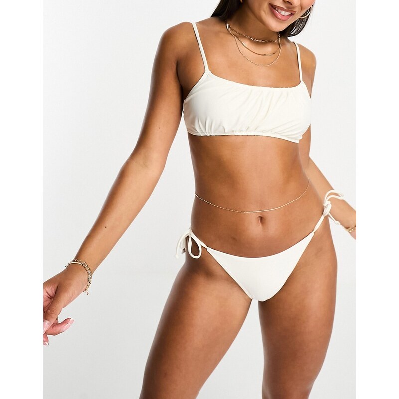 Miss Selfridge - Top bikini arricciato color crema-Bianco