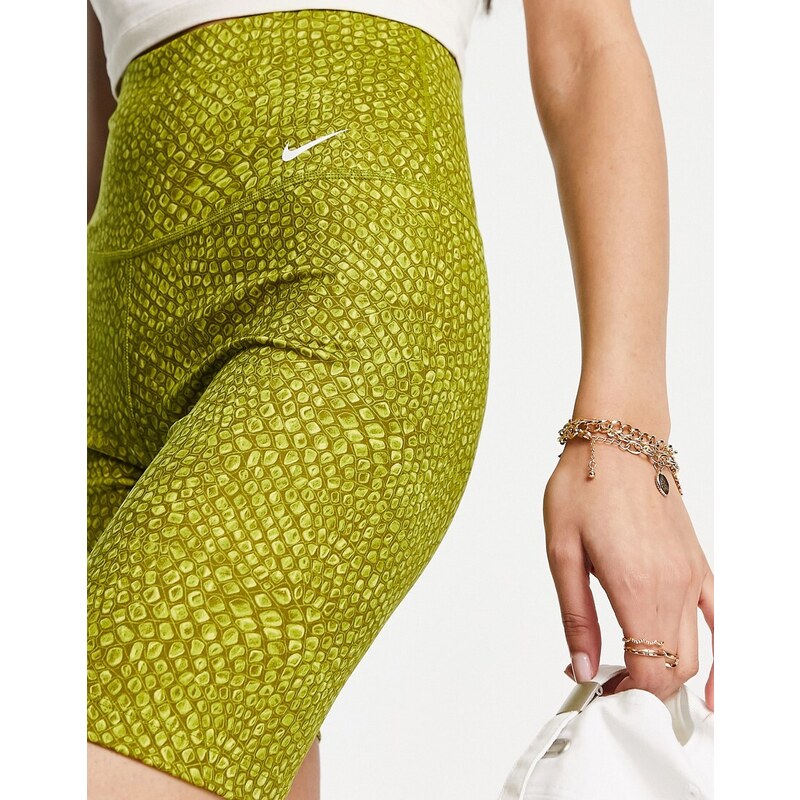 Nike Training - One - Pantaloncini a vita alta verdi da 7“-Verde