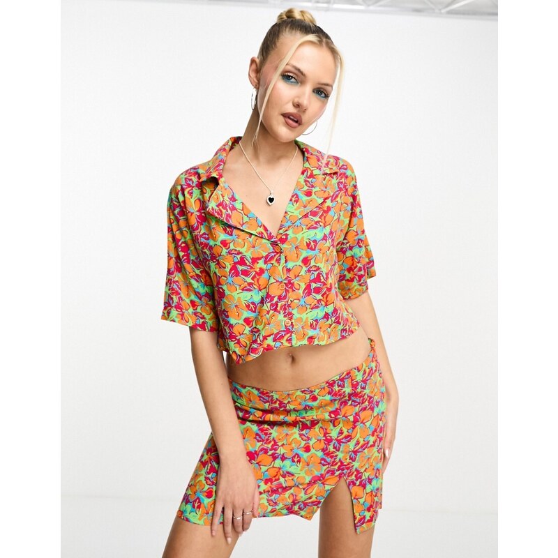 Noisy May - Camicia taglio corto con stampa vivace a fiori in coordinato-Multicolore