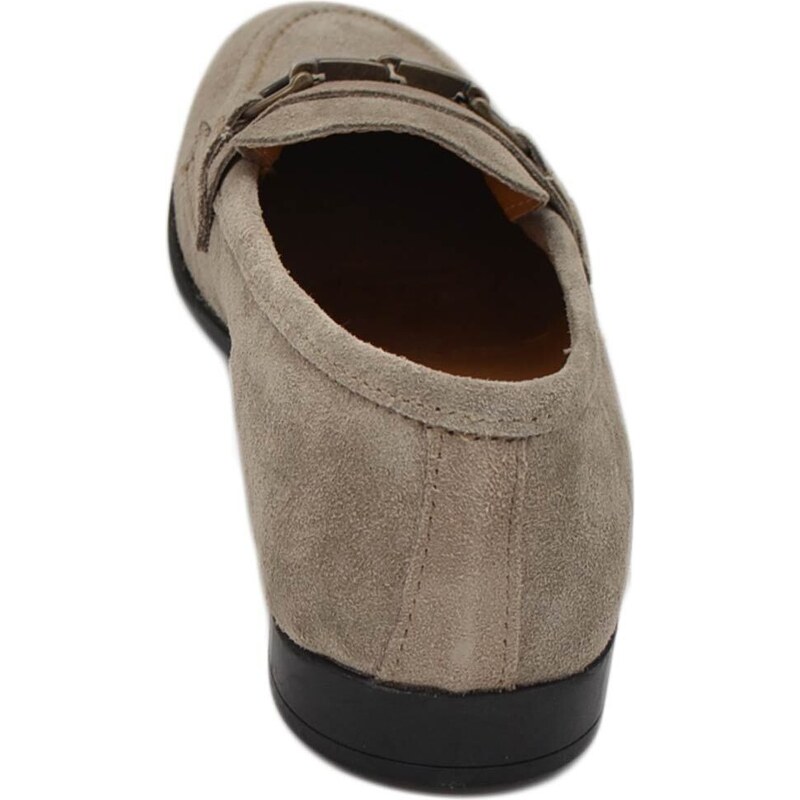 Malu Shoes Scarpe uomo mocassino in vera pelle camoscio beige morsetto argento suola in gomma pantofola elegante