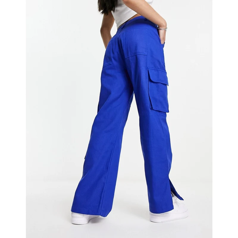 Pantaloni ampi in stile workwear con dettagli sfrangiati