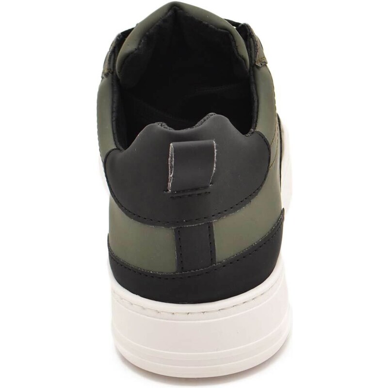 Malu Shoes Sneakers bassa uomo in vera pelle gommata verde riporti nero contrasto fondo gomma bianco ultralight moda business man