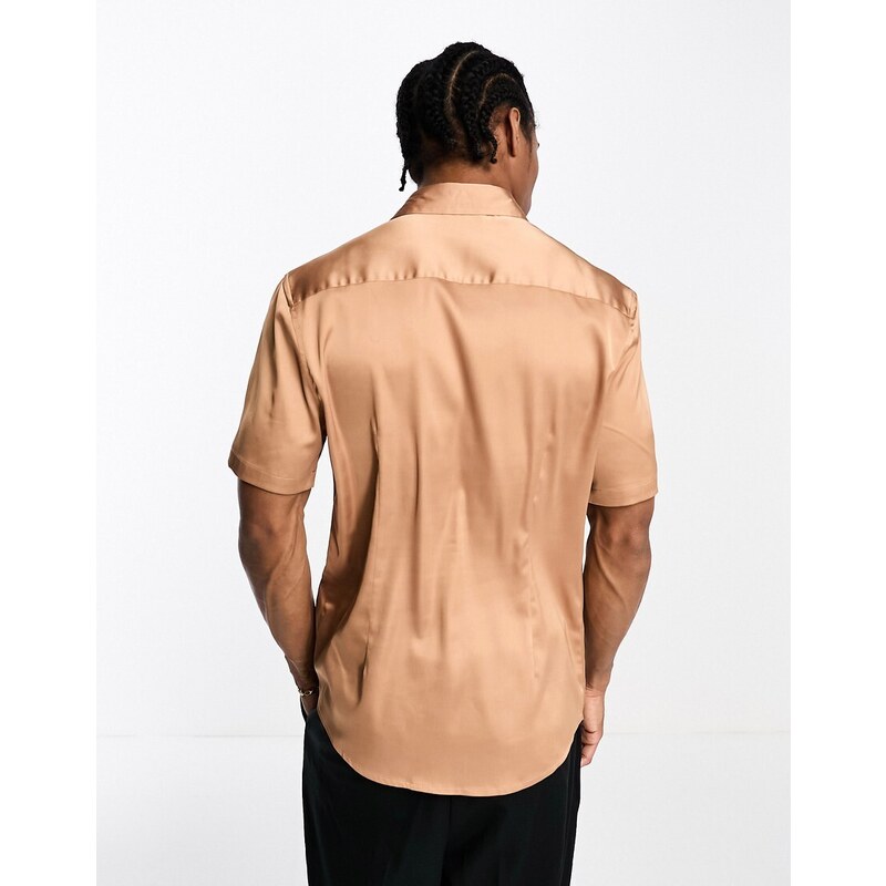 ASOS DESIGN - Camicia skinny con maniche risvoltate in raso color bronzo-Brown