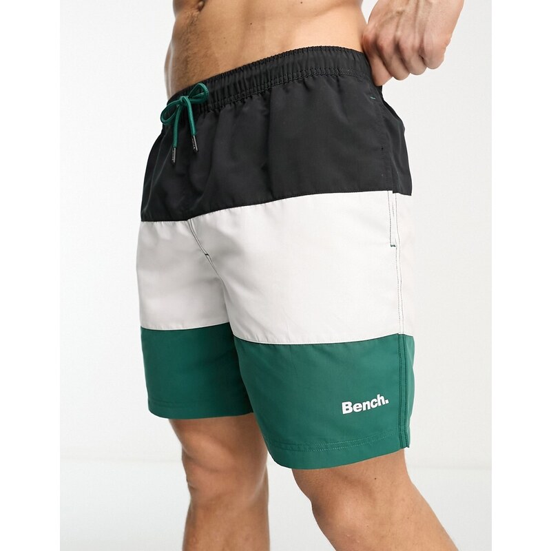Bench - Pantaloncini da bagno taglio lungo color block nero, bianco e verde