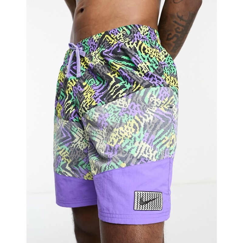 Nike Swimming - Icon - Pantaloncini da bagno stile volley da 7" viola con stampa