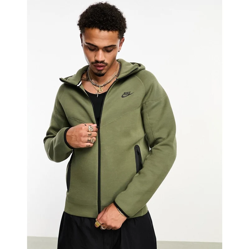 Nike Felpa tecnica in pile con cappuccio e zip verde oliva