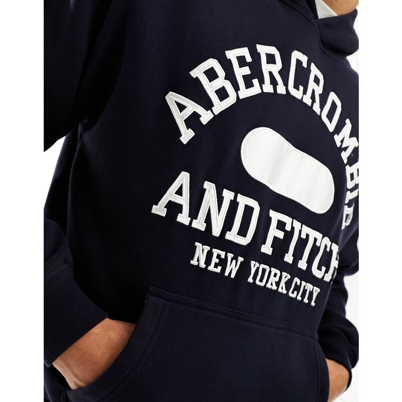 Abercrombie & Fitch - Felpa blu navy con cappuccio e logo oversize stile college