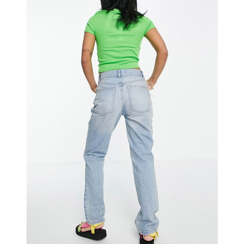 ASOS Petite ASOS DESIGN Petite - Jeans dritti a vita medio alta anni '90 lavaggio chiaro in misto cotone - MBLUE