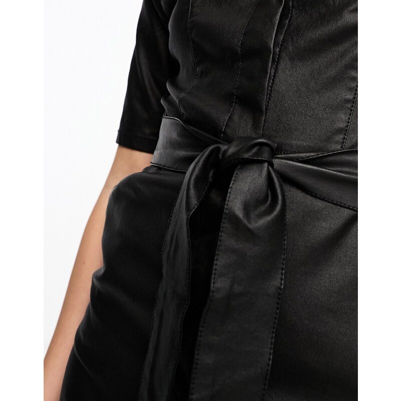 Vero Moda - Minigonna in pelle sintetica nera con cintura-Nero