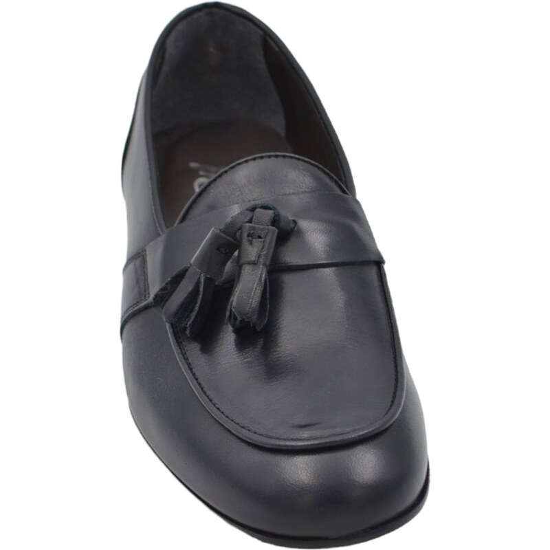 Malu Shoes Scarpe uomo mocassino nero in vera pelle abrasivata con nappine fondo cuoio con antiscivolo forma allungata