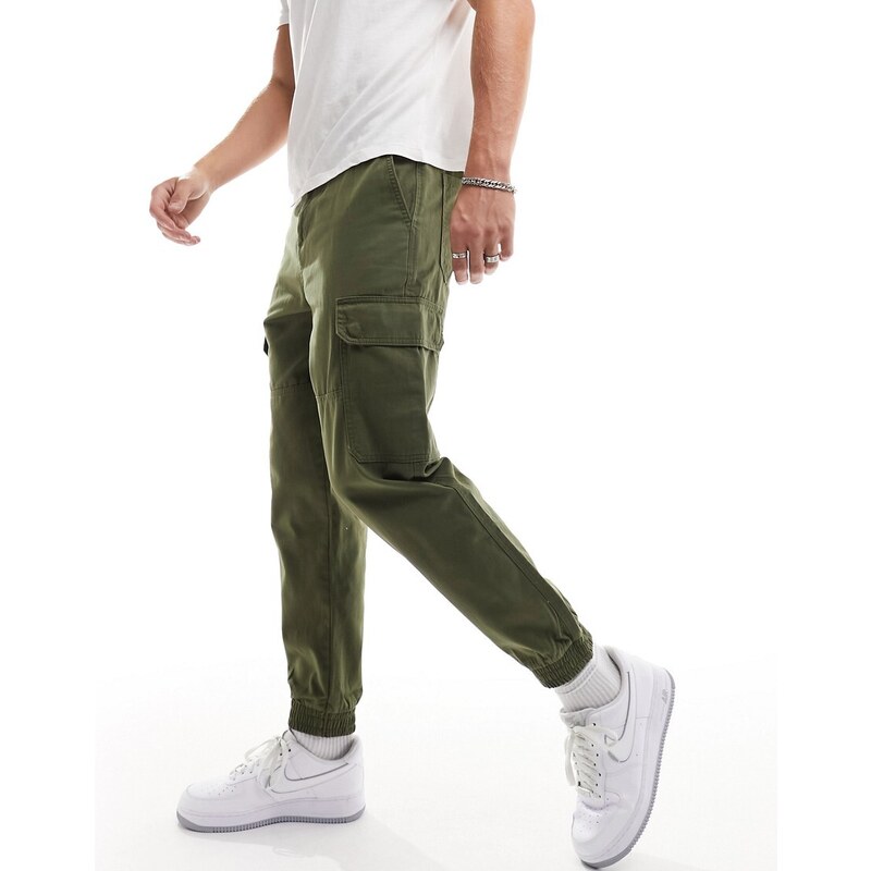 New Look - Pantaloni cargo kaki scuro-Verde