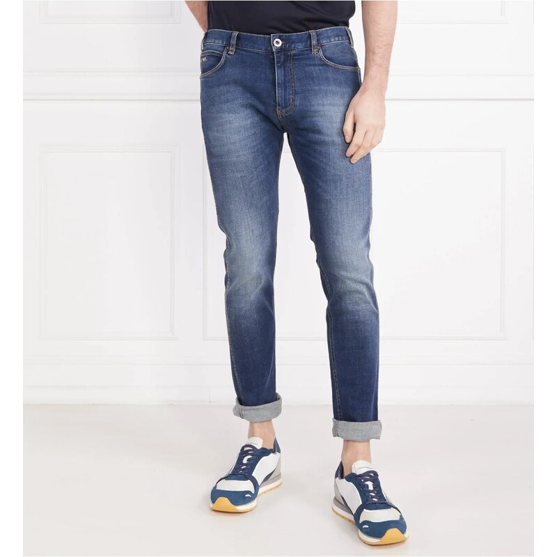 Emporio Armani Jeans j16 | Slim Fit