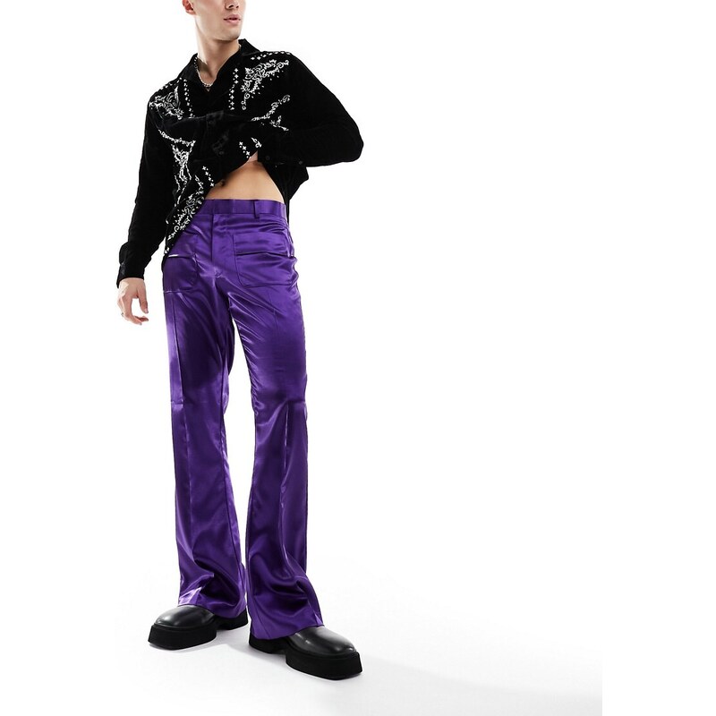 ASOS DESIGN - Pantaloni eleganti skinny a zampa in raso viola