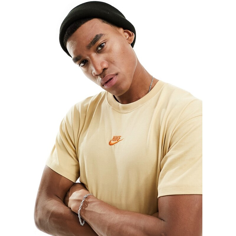 Nike Club - T-shirt unisex color cuoio-Marrone