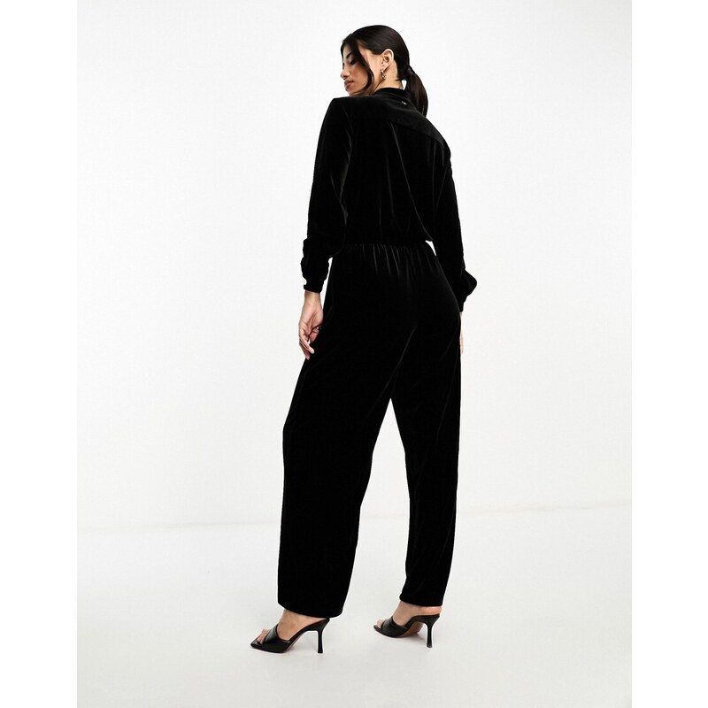 Armani Exchange Tuta jumpsuit in velour neraNero Stileo.it