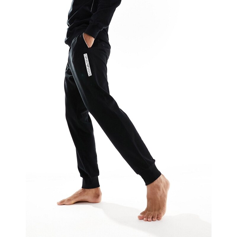 Emporio Armani - Bodywear - Completo nero da casa con joggers