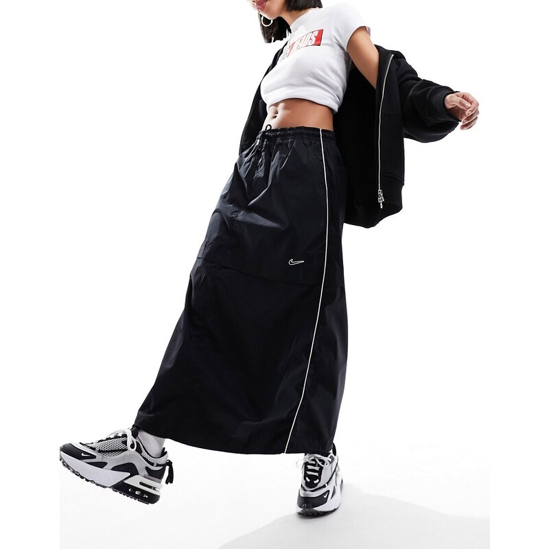 Nike - Streetwear - Gonna stile paracadutista nera-Nero