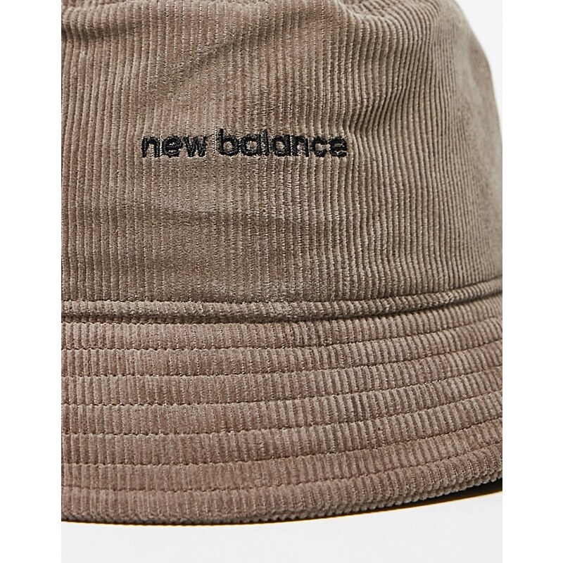 New Balance - Cappello da pescatore in velluto a coste grigio fungo