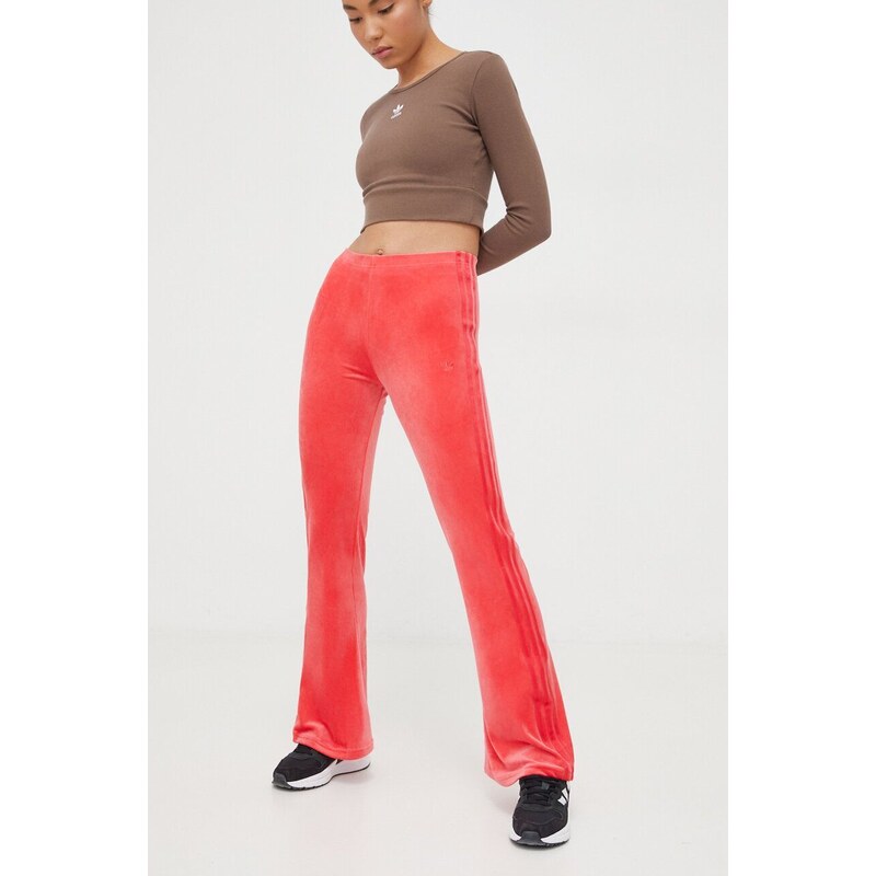 adidas Originals pantaloni da tuta in velluto colore rosa con applicazione IT7563