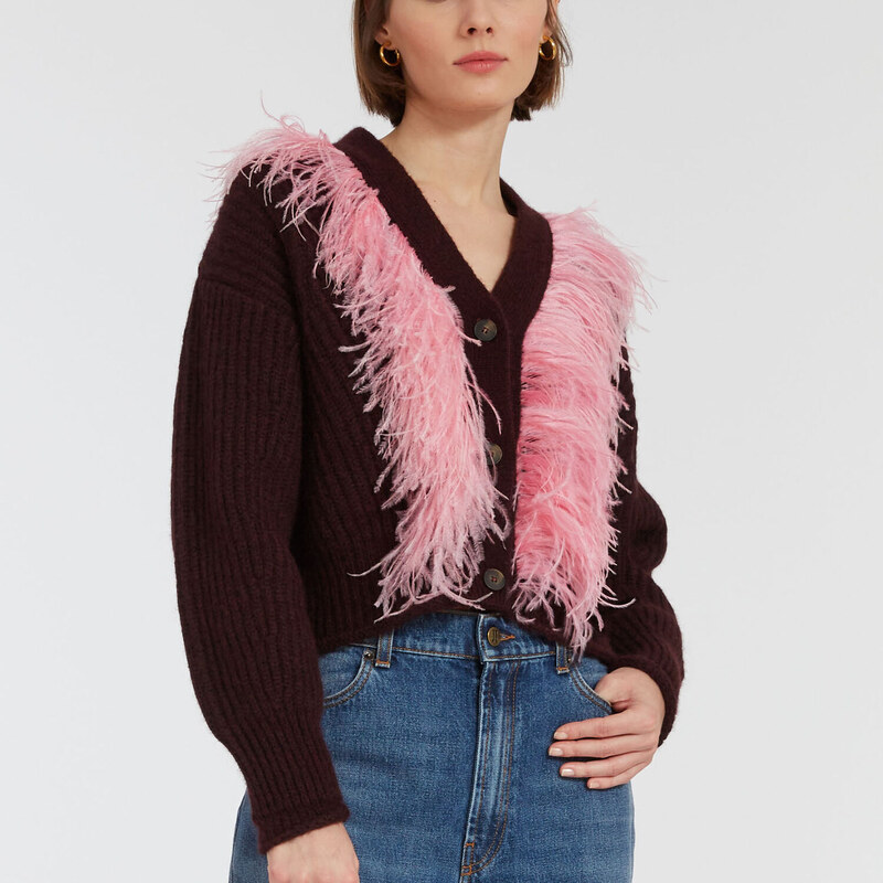 La DoubleJ Knitwear gend - High Kick Cardigan Bordeaux L 66%Baby Alpaca 22%Polyammide 10%Wool Merino Fine 2%Ostrich Feathers