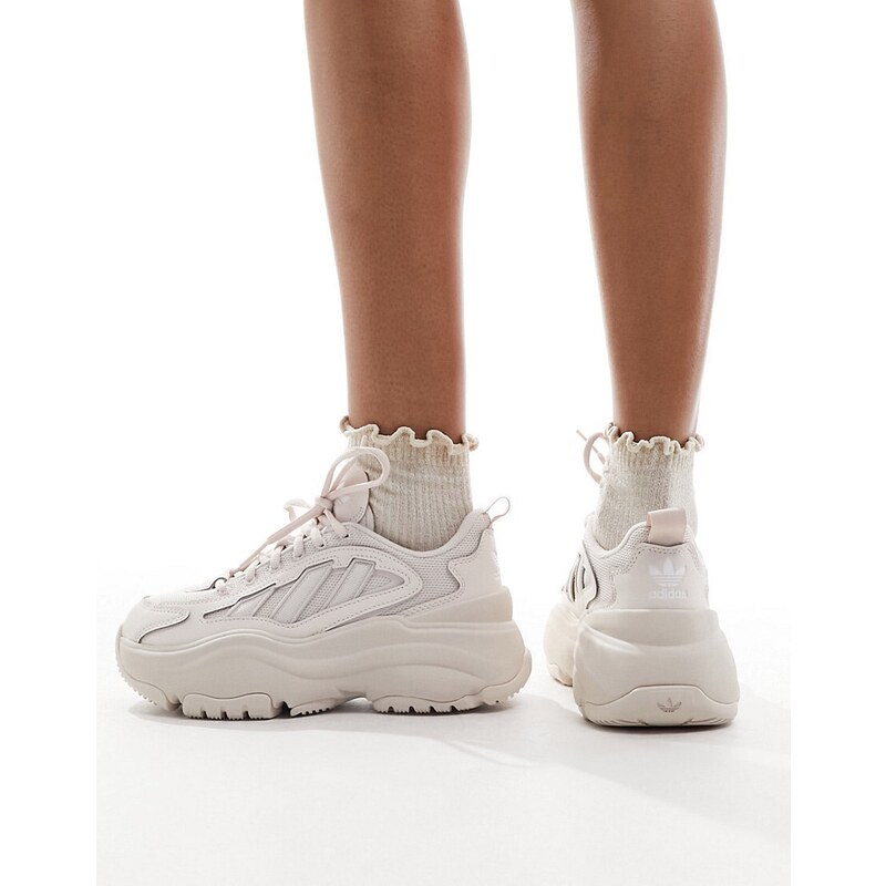adidas Originals - Ozgaia - Sneakers bianco sporco triplo con suola spessa