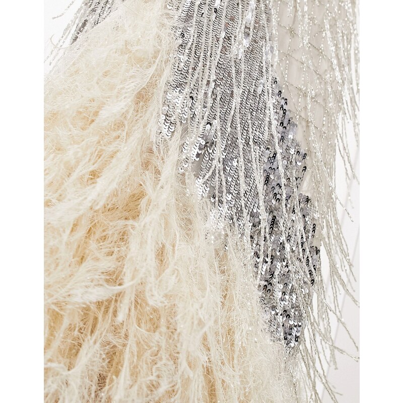 ASOS EDITION - Vestito midi argento con scollo rotondo decorato con frange e piume sintetiche sul fondo