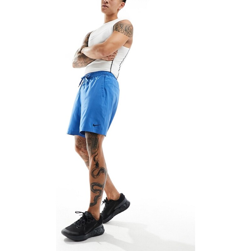 Nike Training - Dri-FIT Form - Pantaloncini da 7“ blu sfoderati
