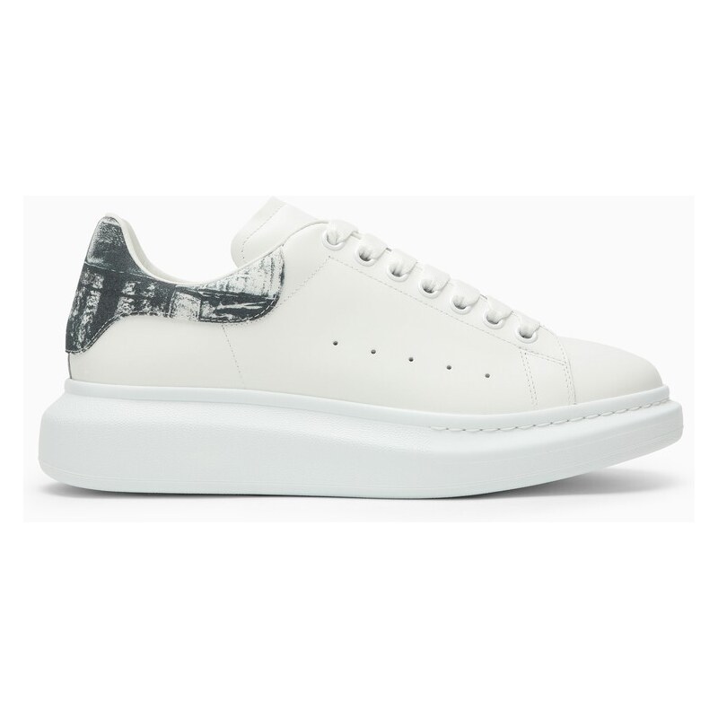 Alexander McQueen Sneaker Oversize bianca e nera