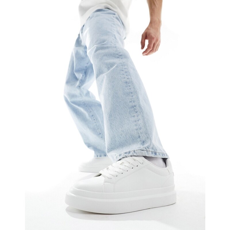 Pull&Bear - Sneakers bianche con suola spessa-Nero
