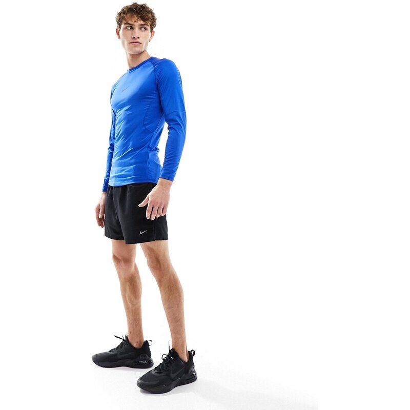 Nike Training Nike - Pro Training - Top a maniche lunghe attillato blu reale